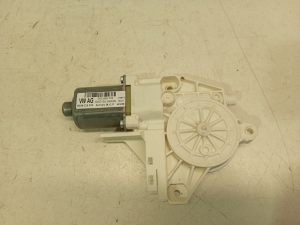 Fensterhebermotor vorne - 2k5959702