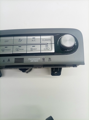 Hyundai Kona (2017–2023) Heater control panel 97250K4AMORET - 6