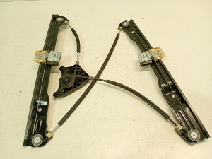 Volkswagen Caddy IV (2015–2020) Front door window regulator frame 2k5837462 - 4