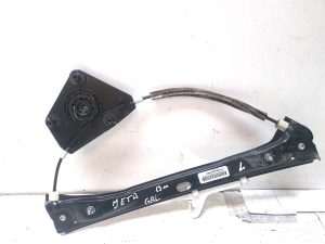 Rear side door window regulator - 5C6839461D