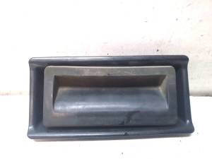 Volkswagen Jetta (2010–2017) Trunk opening switch 5N0827566T - 4