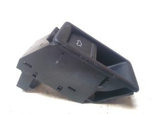 Volkswagen Jetta (2010–2017) Trunk opening switch 1Y1959527A - 4