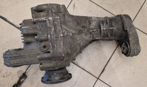 AUDI Q7 (2006–2015) Esisilla reduktor 4460310020 - 3