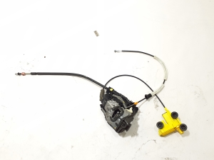 Mercedes Benz S-Class 223 (2020–2026) Esiukse lukk A0997200802 - 3