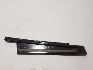  Priekšējo durvju stikla ārējā līste  - A2236903400 