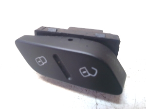 Door lock/unlock switch - 5C6962125