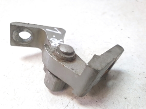 Volkswagen Jetta (2010–2017) Front door lower hinge 8K0831401H - 3