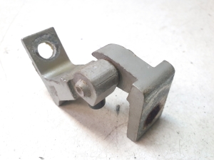 Volkswagen Jetta (2010–2017) Front door lower hinge 8K0831401H - 5