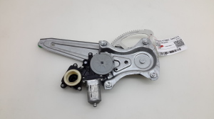 Rear side door window regulator - 8570202020