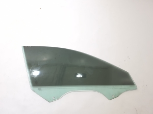   Vitre de porte avant  - 4K0845202B 