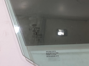 AUDI A6 C8 (2018–2025) Vitre de porte avant 4K0845202B - 3
