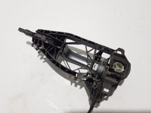 AUDI A6 C8 (2018–2025) Front door external opening handle and its details - 3