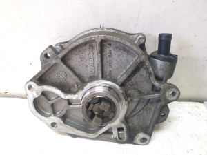 Volkswagen Jetta (2010–2017) Vacuum pump 03L145100B - 3