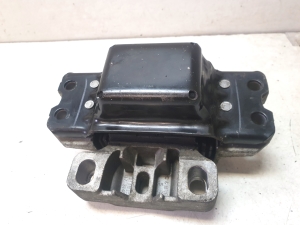 Volkswagen Jetta (2010–2017) Engine mount 1K0199555 - 3