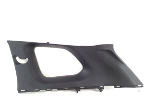   Interior trim of the rear strut  - 7230A692ZZ 