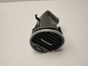   Armatuurlaua ventilatsioonivõred  - A2198300154 