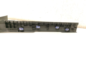 Land Rover Discovery Sport (2014–2026) Inner sill trim FK7202349AE - 2