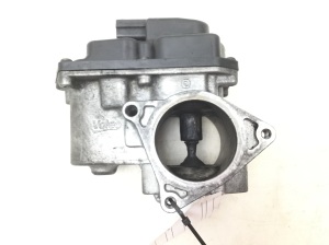  EGR valve 