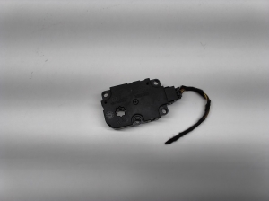 Mercedes Benz GLC-Class 253 (2015–2019) Salongi soojenduse klapi mootor K11119A01 - 2