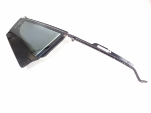   Rear door quarter glass  - 971845352 