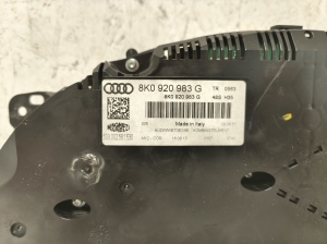 AUDI A4 B8 (2007–2016) Näidikuplokk 8K0920983G - 7