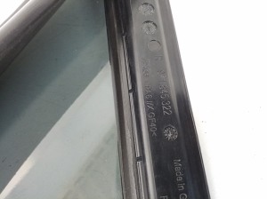 Porsche Panamera 971 (2016–2026) Priekšējo durvju trīsstūra stikls 971845322 - 2