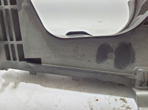 Mercedes Benz S-Class 223 (2020–2026) Muu kinnitus A1770904100 - 3