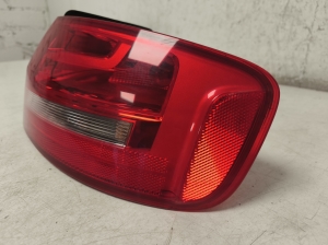 AUDI A4 B8 (2007–2016) Tagumine nurgatuli 8K5945096AA - 6