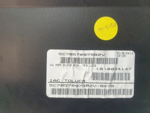 Volkswagen Jetta (2010–2017) Kindalaegas 5C7857097S82V - 3