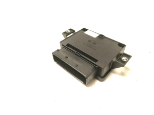 AUDI A4 B8 (2007–2016) Electric parking brake control module 8K0907801M - 6