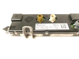 AUDI A4 B8 (2007–2016) Antenna amplifier 8K5035225AA - 2
