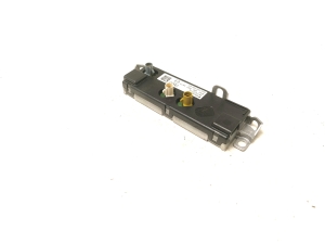 AUDI A4 B8 (2007–2016) Antenna amplifier 8K5035225AA - 4