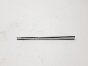   Esimese poritiiva liist  - A2236904302 