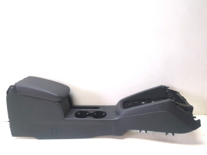 Center console - 5C7863765