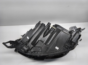 Volkswagen ID 7 E (2024–2026) Hintere Eckleuchte und ihre Teile 14B941036A - 4