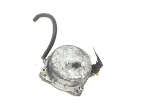 Vacuum pump - 