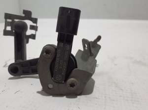 Mercedes Benz S-Class 223 (2020–2026) Andur tagumisel rummul A2239050204 - 2