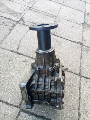 Hyundai Santa Fe (2012–2018) Transfer case and its parts 473003B610 - 2