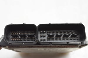 Volkswagen Passat B6 (2005–2010) Engine control unit 3C0907115T - 4