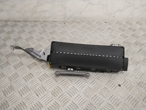   Knieairbag  - TG13D04001 