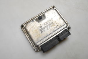 Skoda Fabia MK 2 (2007–2014) Engine control unit 045906019CD - 2