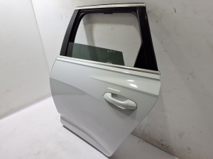 AUDI A6 C8 (2018–2025) Rear side doors 4K9833051C - 3