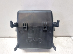 Volkswagen Jetta (2010–2017) Kindalaegas 5C6863383OT - 4
