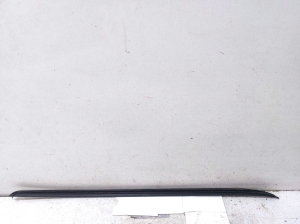 Volkswagen Jetta (2010–2017) Windshield pillar outer molding 5C6854328C - 2