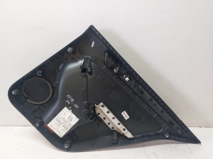 Volkswagen Jetta (2010–2017) Tagumise küljeukse polster 5C6867211R - 3