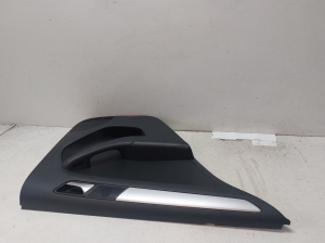 Volkswagen Jetta (2010–2017) Tagumise küljeukse polster 5C6867211R - 4