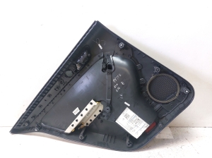 Volkswagen Jetta (2010–2017) Tagumise küljeukse polster 5C6867212R - 4