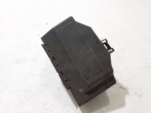 Sicherungskastengehäuse unter der Motorhaube - 7703297192