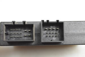 Volkswagen Golf Plus Mk5 (2004–2008) Tow bar control module 1K0907383 - 3