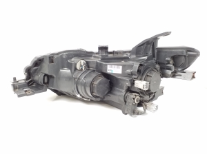 Mitsubishi Outlander (2012–2021) Headlight 8301C200 - 2